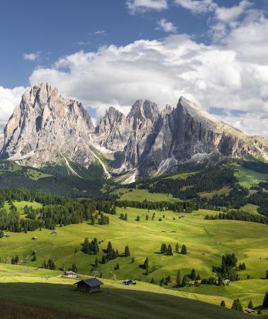 3D2N • 1-on-1 Private Escape: Venice to Milan via the Dolomites