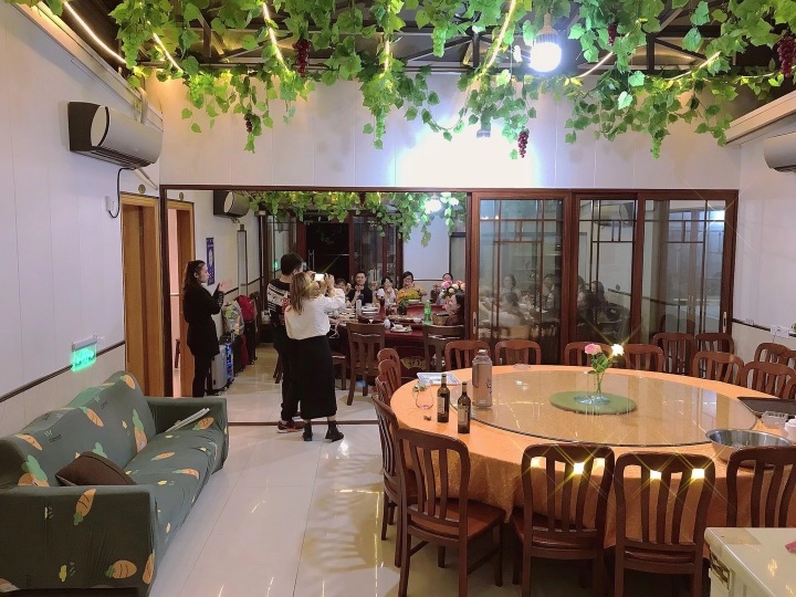 湖鲜渔港·农家乐·烤全羊(美人腿店)