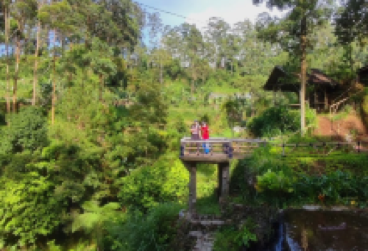 Curug Tilu Leuwi Opat景点图片