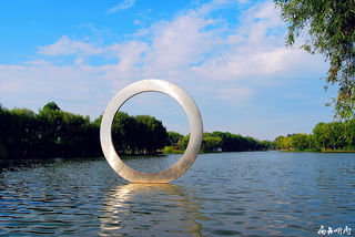 骤雨扫晴艳阳天 大观公园叹长联