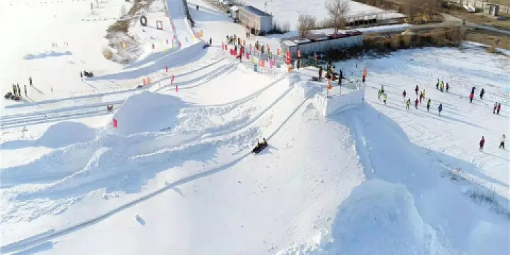 查幹浩特旅遊度假區