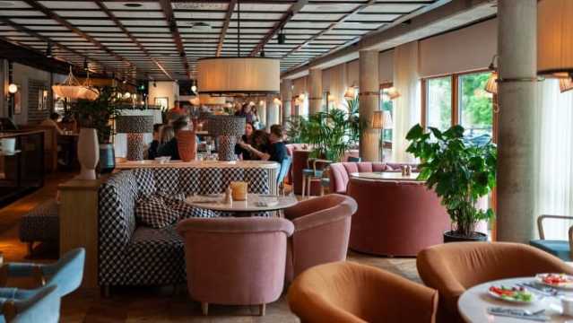 Ellery Beach House Frukost餐厅图片