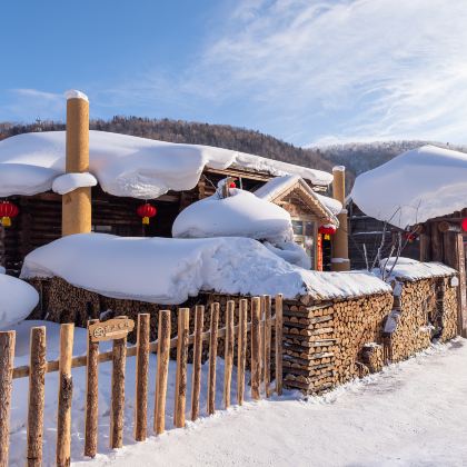 哈尔滨+亚布力滑雪旅游度假区+长白山7日6晚私家团