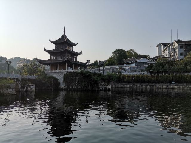 甲秀广场旅行图片 3