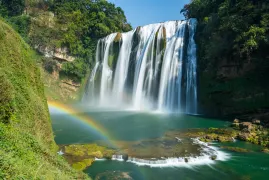 3-Day Anshun Tour: Huangguoshu Waterfall's grandeur, Loong Palace Cave's wonder