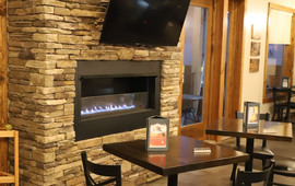 Lakeside Resort & 3812 Bistro