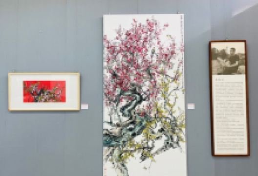 龙湖展览馆景点图片
