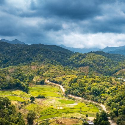三亚+保亭+五指山5日4晚私家团