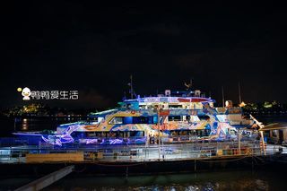 厦门又添新玩法，搭乘太古三号环鼓夜游，赏全国首个海上灯光秀！