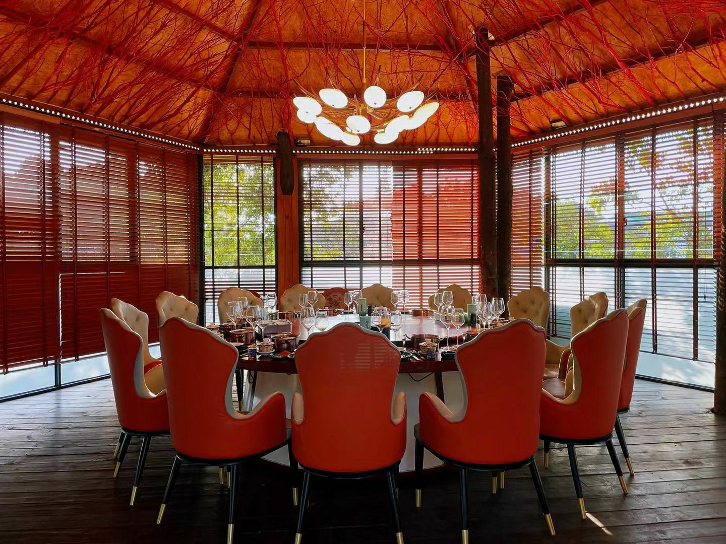 东坡山庄·生态火锅(兴隆店)