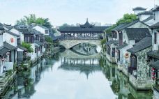 巴城老街-昆山-穿白衬衣的薄荷星