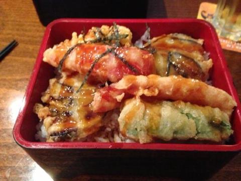 Nakama sushi餐厅图片