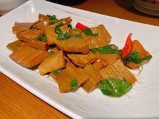 庆春朴门(前滩太古里店)-上海-大老鼠格蕾丝