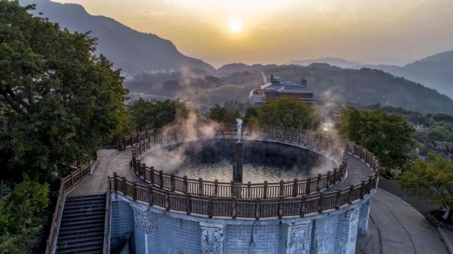 西部大峡谷温泉