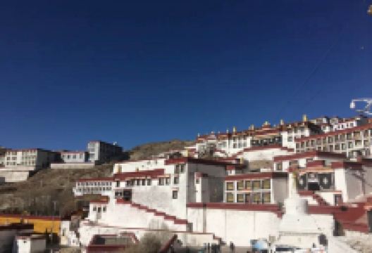 羊八犍经院景点图片