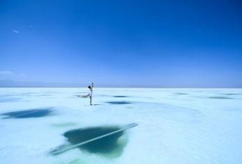 茶卡盐湖+日月山+青海湖二郎剑景区一日游【门票全含、中餐，】【全程只参观正规挂牌景点：茶卡盐湖主景区，青海湖二郎剑主景区 日月山景区】