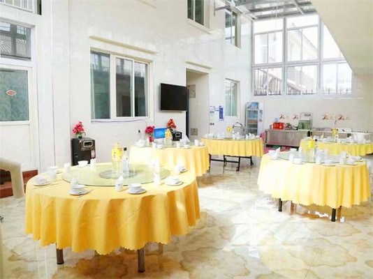 北京平谷玻璃台56号艳萍农家院，平日仅160住宿三餐，农家菜一绝