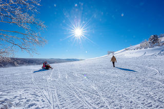 穿林海、跨雪原去看北国绝美风景，名字土掉渣儿却是龙江第一高峰