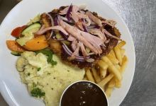 Country Club Hotel Tooleybuc美食图片