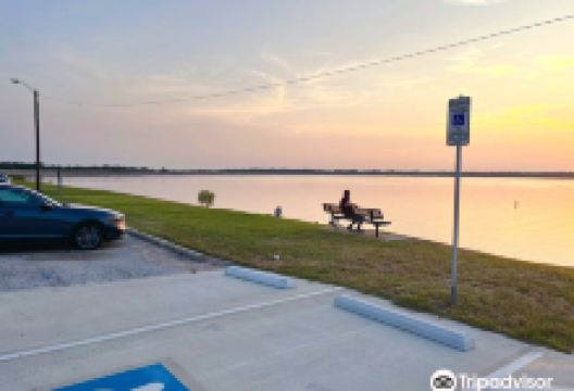 Lake Bryan景点图片