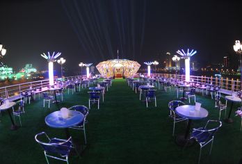 【2人票】两江夜景游船票丨可选经典或精品游船【购票须知：1.2m（不含）以下免票，1.2m以上（含）和成人同价，老人无优待政策。】