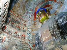 立三佛洞(第十八窟)-大同-徐徐霞客Rr