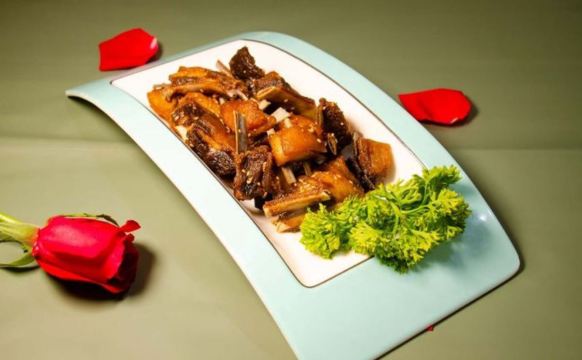 塔邻阿度沁奶茶馆(金宇店)