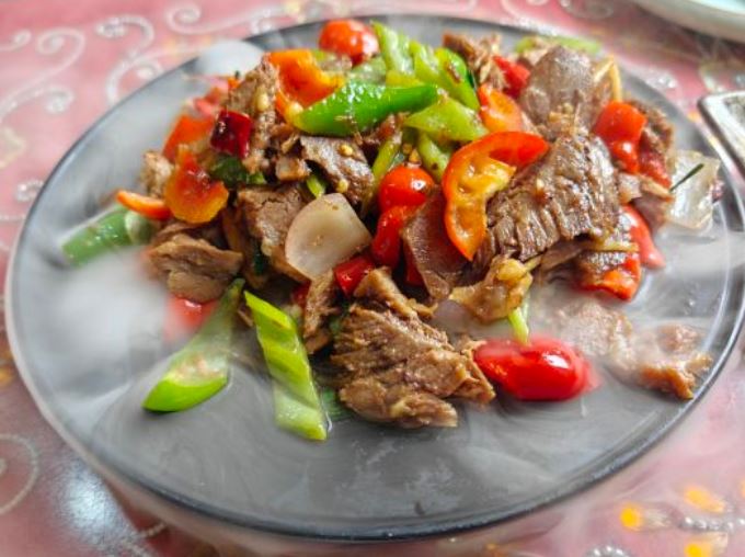 七张桌精品餐馆