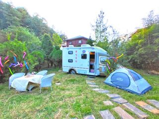 冬季旅行新方式,昆明市内首个“温泉房车营地”,周末时光太舒适