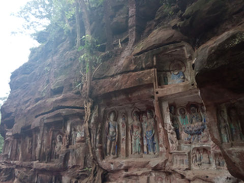 衰落的朝阳湖，升起的飞仙阁