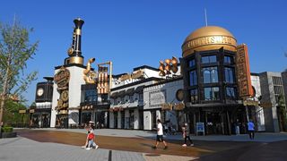 移民攻略：先游北京环球度假区，再去梨园照相馆拍枫叶卡照片，最后去大运河转一圈