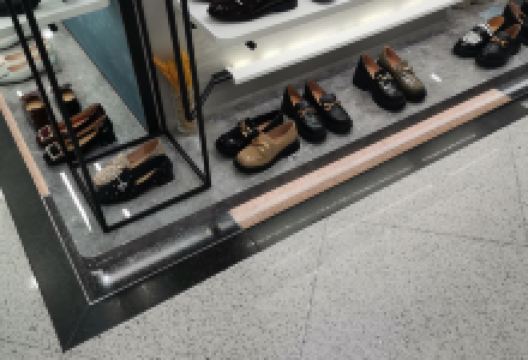 宝龙广场购物中心购物图片