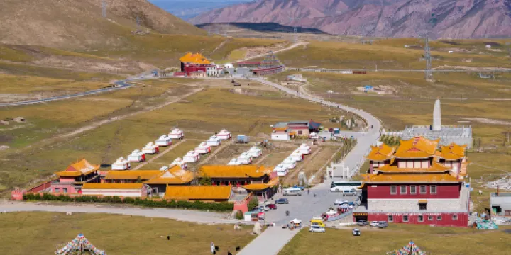 日月山-文成公主紀念館