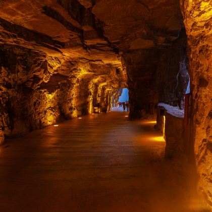 河南万仙山+云台山2日1晚跟团游