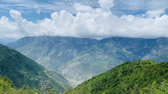拉尕山景區