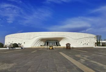 海昏侯+八一纪念馆+滕王阁一日活动【精选线路 甄选优秀导游务】【侯国华章 大汉荣光】