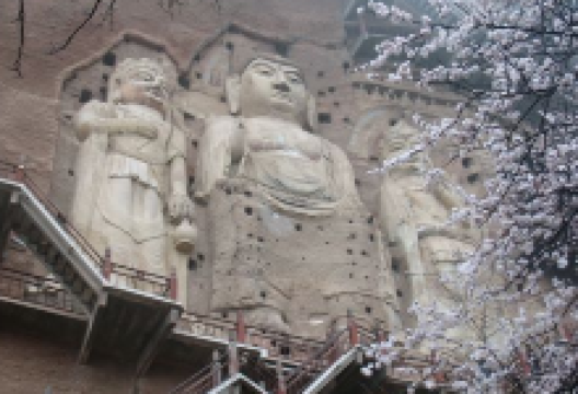 华盖寺石窟景点图片