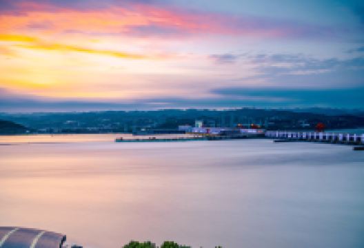 葛洲坝船闸景点图片