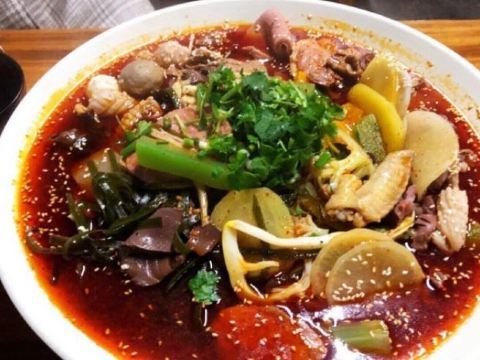 三顾冒菜·麻辣烫(中海国际店)