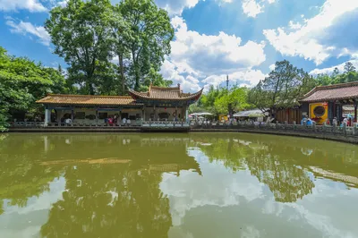 黑龙潭公园