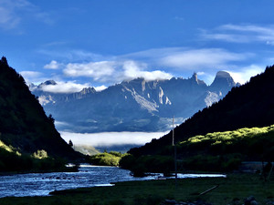 巴塘游记图文-端午假期遇上超长暑假！不来套美美的旅游照吗？