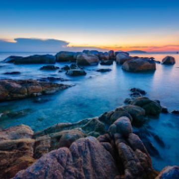 浪中岛图片