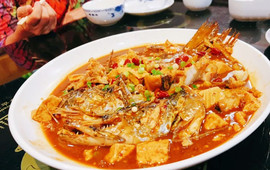 印府一个吃冷水鱼的地方(布尔津总店)