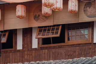 大英一日,人生如梦,一尊还酹江月