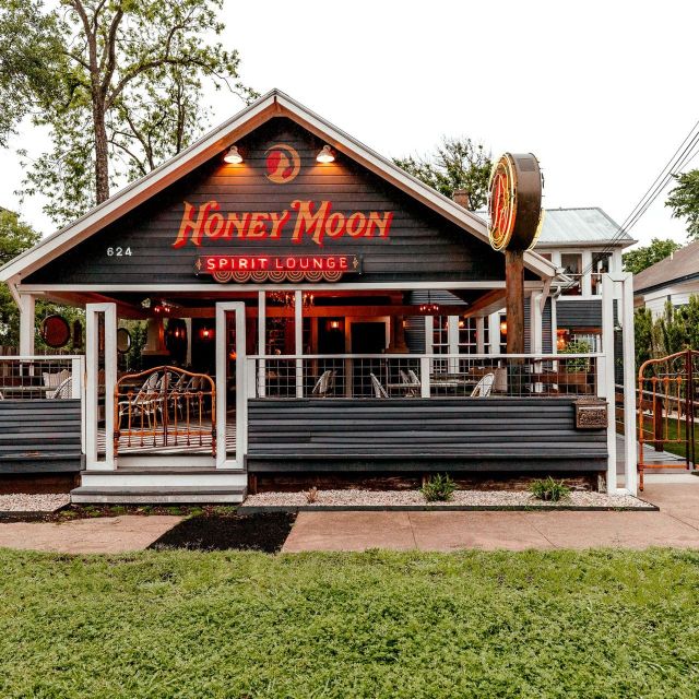 Honey Moon Spirit Lounge餐厅图片