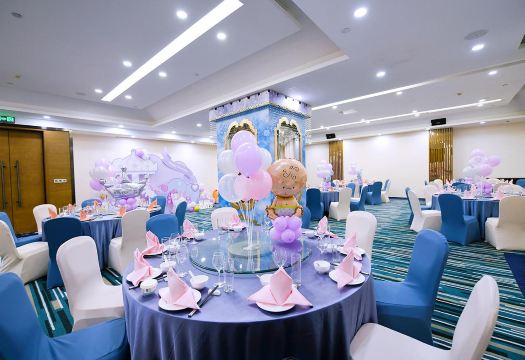 Gallery 4