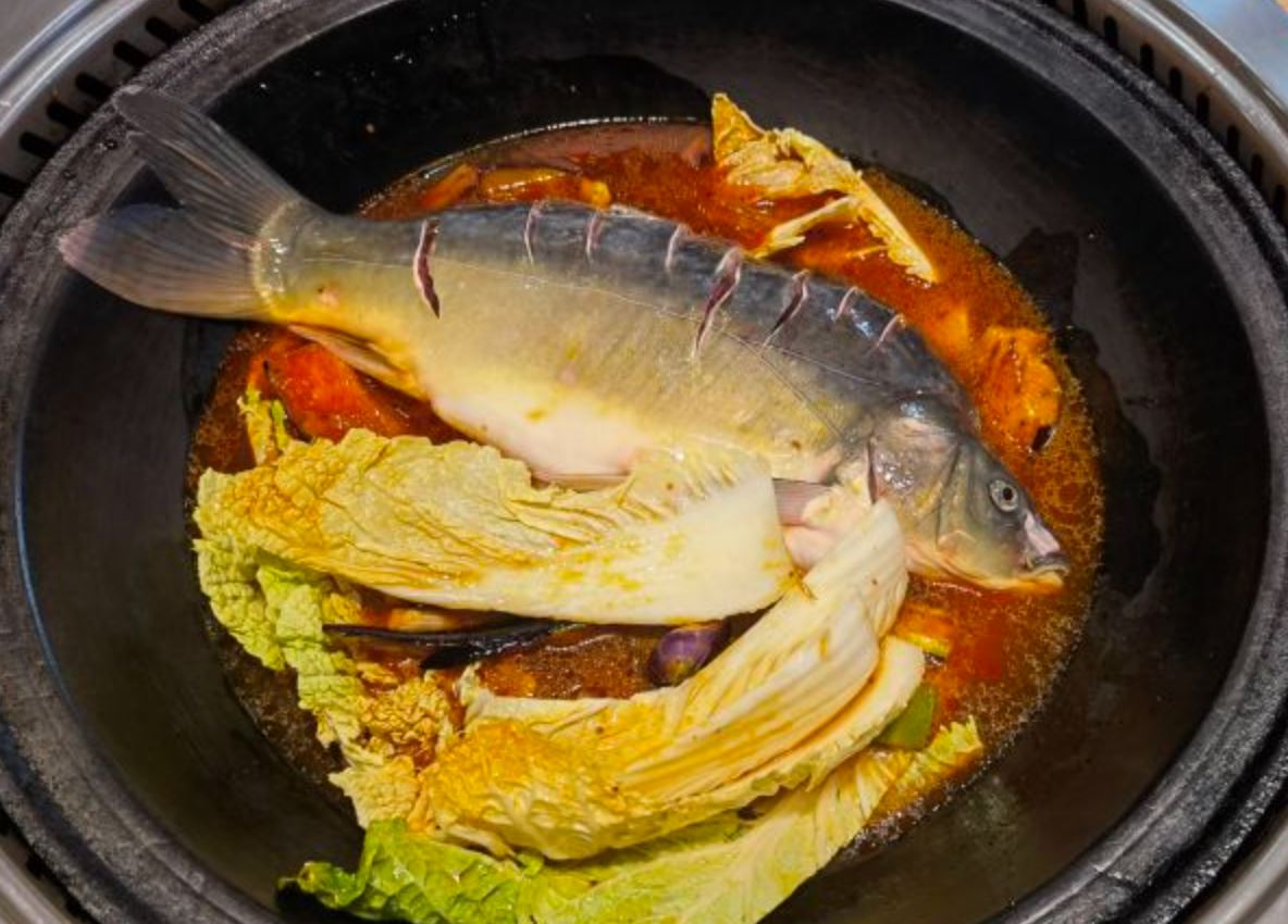 香水鱼铁锅炖餐厅图片
