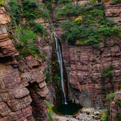 殷墟+红旗渠+太行大峡谷景区+云台山风景名胜区+万仙山景区+中华影视村-郭亮村+白马寺+龙门石窟+清明上河园+少林寺8日7晚拼小团