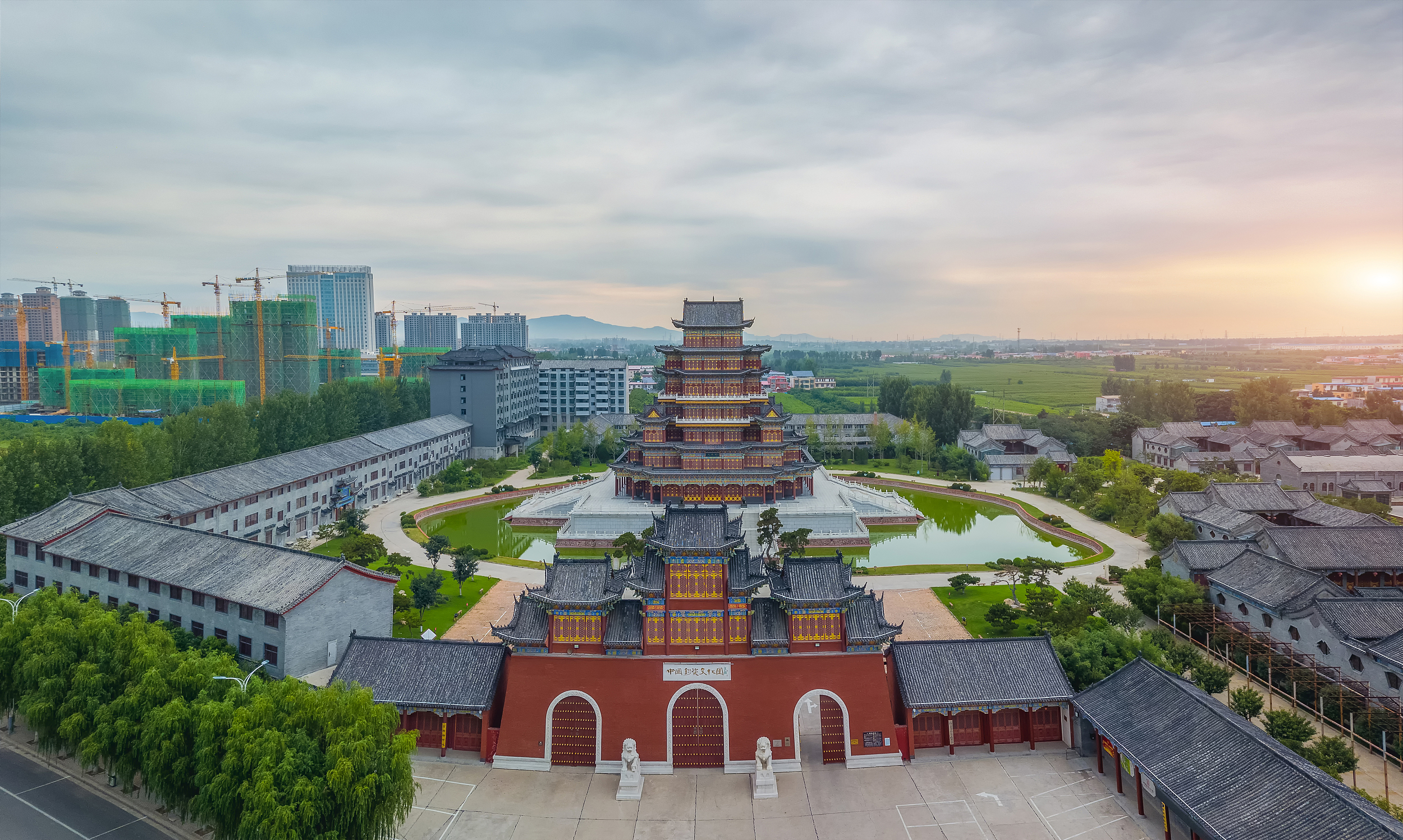 위저우 2일 투어: 균요 문화와 선허우 고진의 매력, 다훙촌의 자연경관
