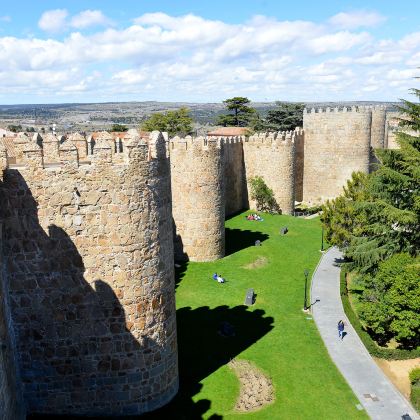 西班牙马德里5日4晚拼小团